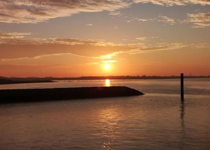 With 1 Bedroom Дом отдыха